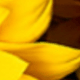 متعدد الألوان