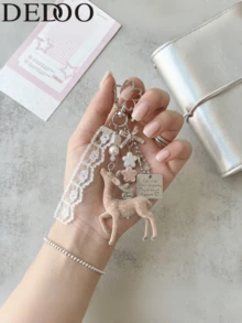 Dedoo Móc khóa mặt treo hình hươu, charm túi nơ ren ngọc trai, dây treo ba lô cỏ ba lá phong cách ngọt ngào Hàn Quốc, quà tặng phong cách Y2K cho nữ - Nhiều màu - Xem 8