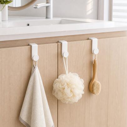 No-Drill Hanging Design: Directly Clips Onto Compatible Cabinet Or Door Edges Without Screws Or Wall Adhesive. Removable And Reusable: Convenient For Moving Between Kitchen Cabinets, Bathroom Vanity Doors, And Laundry Room, Rental-Friendly. Compact Round Hook: The Round Front Hook Can Store Various Daily Small Items, Keeping Countertops Tidy. Multi-Scenario Storage: Can Hang Towels, Rags, Cleaning Cloths, Shower Caps, Keys, And Lightweight Small Accessories.