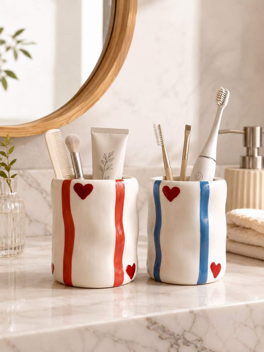 1pc Cute Striped Red Heart Toothbrush Holder, Multi-Functional Bathroom Countertop Storage Cup, Toothpaste Storage Box, Bathroom Vanity Aesthetic Home Decor - Multicolor - View 1