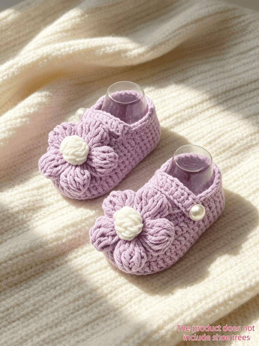 1 Pair Handmade Daisy Infant Boots, Crochet Knitted Shoes, Newborn Infant Shoes - Mauve Purple - View 1