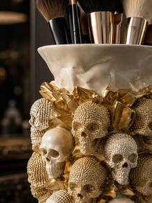 1pc Luxury Baroque Makeup Tool Storage Box, Gold Skull Sculpture Makeup Brush Holder, Suitable For Vanity, Makeup Table, Bedroom And Salon, Can Hold Powder Brush, Eye Brush, Mascara And Eyebrow Tools, Elegant Gothic Style Decor - Multicolor - View 5