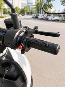 Motorcycle Throttle Lock Cruise Control, Universal Throttle Assist Clip, One-Touch Quick Release Accelerator Grip Clamp, Adjustable 360° Rotating Non-Slip ABS Wrist Rest, 1PC Black Handlebar Accessory For Motorcycle Scooter Motorbike Long Rides - A - View 3