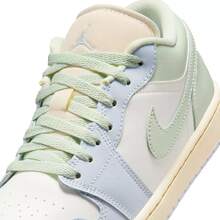 Nike Air Jordan 1 Low Women's Shoes Sail/Jade Aura/Aura/Muslin DC0774-108 | Low-Top Versatility, Everyday Wearable - 青色 - 查看 4