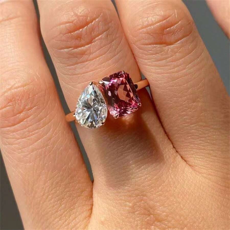 1件女款金色調水鑽心形時尚吊飾精緻高級個性化珠寶戒指,適合訂婚、婚禮、派對、度假、約會、日常配戴,送給女友的禮物 - 金色 - 查看 1