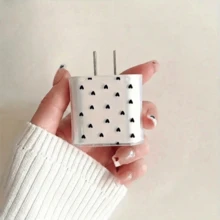 1組小愛心充電器保護殼 + 愛心收納袋，女孩便攜組合套裝，印花愛心保護套兼容Apple 18W/20W PD快充，Ins風小眾禮物 - 時尚黑心+收納包 - 查看 6