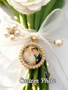 Personalized Wedding Bouquet Photo Hanging Ornament, Wedding Bouquet Photo Hanging Ornament, Customizable Bouquet Hanging Ornament, Bridal Keepsake, Custom Photo Memorial Pin - C-photo Bouquet Pin - View 1