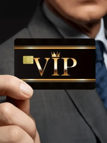 1pc VIP Official Credit Card Sticker Privacy Protection Card Skin, Member Exclusive Holiday Gift PVC Material Anti-Fingerprint Anti-Scratch Wear-Resistant Card Sleeve, Suitable For Couples, Small Chip Card, Bank Card Decorative Sticker, Credit Card, Transportation Card, Student Campus Card Personalized DIY - Multicolor - View 4