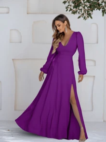 Romantic Red Long Prom Dress With Bishop Sleeves And Ruched Details Scarlet Long Dress With Flowing Skirt With Slit And V-Neckline NM Nana Marie - 紫色 - 查看 8