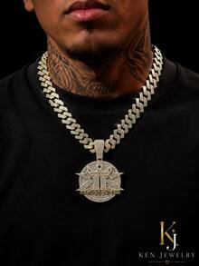 European And American Hip Hop Heavy Work Full Rhinestone KING OF KINGS Crown Round Pendant Cuban Chain, Unisex Rhinestone Thick Chain, American Rap Street Style Bold Gold And Silver Dual Color Collarbone Necklace - Ace Pendant Necklace - View 4