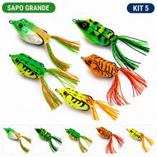Kit com 5 Iscas Frog Grandes para Traíra, Corpo Macio, Cores Sortidas, com Estojo - Kit 5 Grandes – Cores Sortidas com Estojo - Visão 2