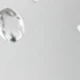متعدد الألوان
