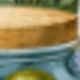 متعدد الألوان