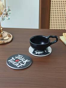 1 set Tatakan Gelas Keramik Cetak Monokrom & Mug Kopi Gagang Hati Hitam Matte, Alas Meja Tahan Panas dan Air, Melindungi Meja Kayu, Cocok untuk Penggunaan Kopi dan Teh Sehari-hari di Dapur Rumah dan Meja Kafe - MultiWarna - View 1