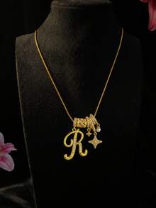 1pc Personalized Elegant Exquisite Letter & Star Detail Pendant Necklace, Women's Summer Beach Vacation Wear, Classic Vintage Pendant Necklace - Yellow Gold - View 2