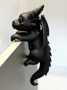 創意螢幕龍伴侶 3D 列印可愛小龍桌面寵物 棲息於螢幕頂緣 幻想風格辦公桌裝飾擺件 工作遊戲深夜螢幕陪伴 家用辦公室舒壓裝飾 同事朋友創意禮物 - 創意顯示器龍夥伴 - 查看 5