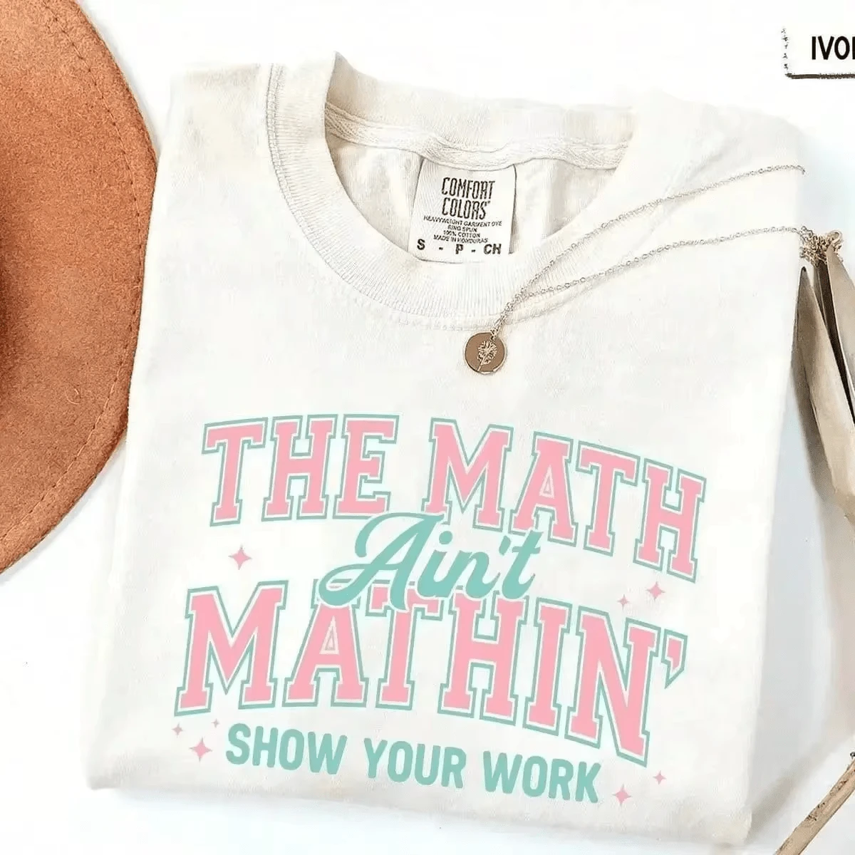 Back To School Math Teacher Funny T-Shirt, The Math Ain't Mathin' Show Your Work Casual Daily Wear Apparel - 白色 - 查看 1