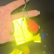 Creative Vest And Safety Helmet Shaped Keychain Keychain Lanyard Night Travel Reflective Pendant For Backpack Luggage Accessories - Multicolor - View 4