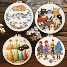 1件 20*20cm/7.9*7.9in 小動物組合刺繡套件，DIY手工刺繡組，適合成人初學者，居家禮物，女性縫紉禮物，包含使用說明書、印花布料、刺繡框、針與線 - Groups of Small Animals - 查看 2
