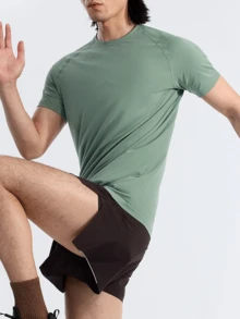 CAMEL CROWN Outdoor Functional Short-Sleeved Crew Neck Slim Fit T-Shirt, Antibacterial, Suitable For Hiking, Men And Women. - Midori Matsuno - View 3