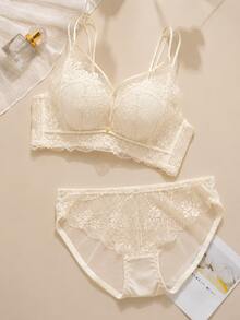 Enhance Your Bust! Spring Lingerie Set: Non-Wired Bra And Panties. - Cream White - View 3