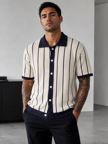 Blueprint Man 1件男士 Polo 衫，對比色垂直條紋紋理針織短袖 Polo 開襟衫，舒適不起球針織面料，透氣且垂墜，老錢風休閒上衣，適合春夏日常通勤與商務休閒穿搭 - 藍白色 - 查看 3