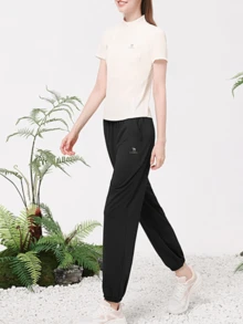 CAMEL CROWN Women's Sports Set, Spring/Summer Sun Protection Slim Fit Quick Dry Breathable Short Sleeve Fitness Set, 2-Piece - Tulip White/Phantom Black - View 1