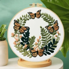 手工DIY刺繡套裝，20*20cm(7.9*7.9in)，春季植物主題，附刺繡框。適合成人與初學者。印花布料、針、線與說明書。完美的家居裝飾與送給家人朋友的禮物 - A - 查看 15