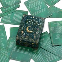 DECK MANTRA PENYIHIR SEHARI-HARI 100 Kartu Mantra untuk Cinta, Kebahagiaan, Kesuksesan, Penyembuhan, dan Lainnya Sihir Praktis Mantra yang Mudah Diikuti dengan Bahan dan Niat Deck Sihir Botanikal untuk Perawatan Diri Sehari-hari Mantra Bulan - Navy Blue - View 3
