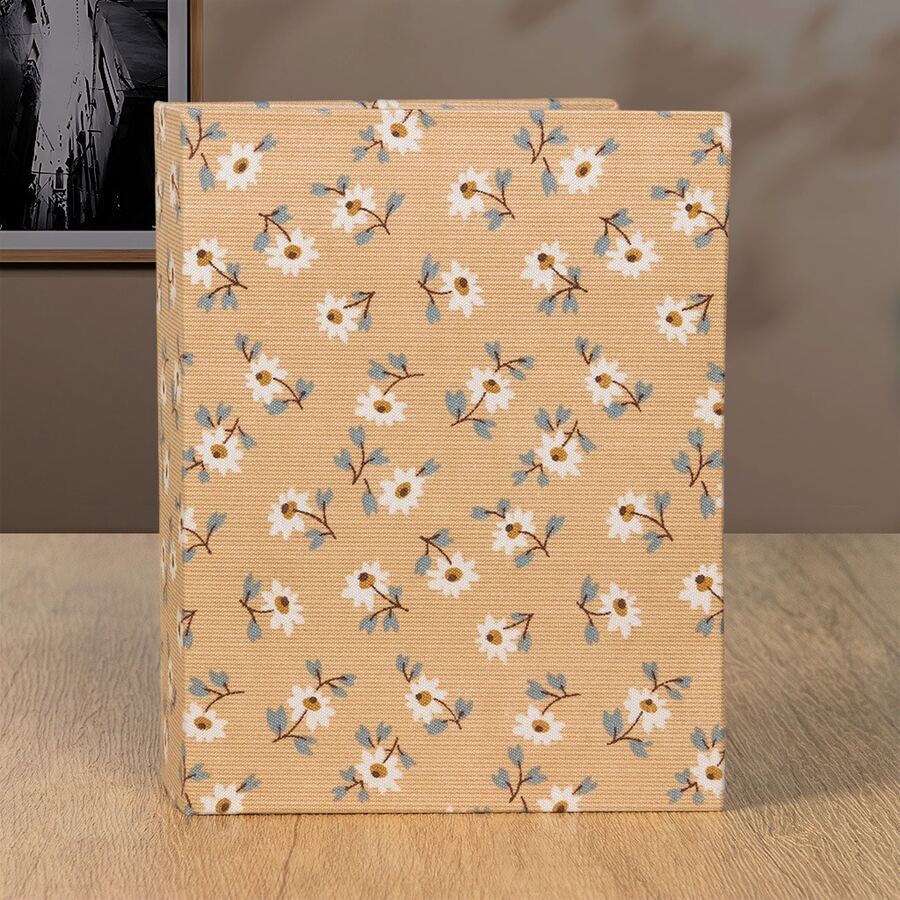 1pc 6-Inch Vintage Simple White Flower Pattern Furniture Decor Photo Album, Nordic Style Design Photo Album, Couple Photo Album Wedding Photo Album Memory Commemorative Album, Suitable As Gift - Brown - View 1