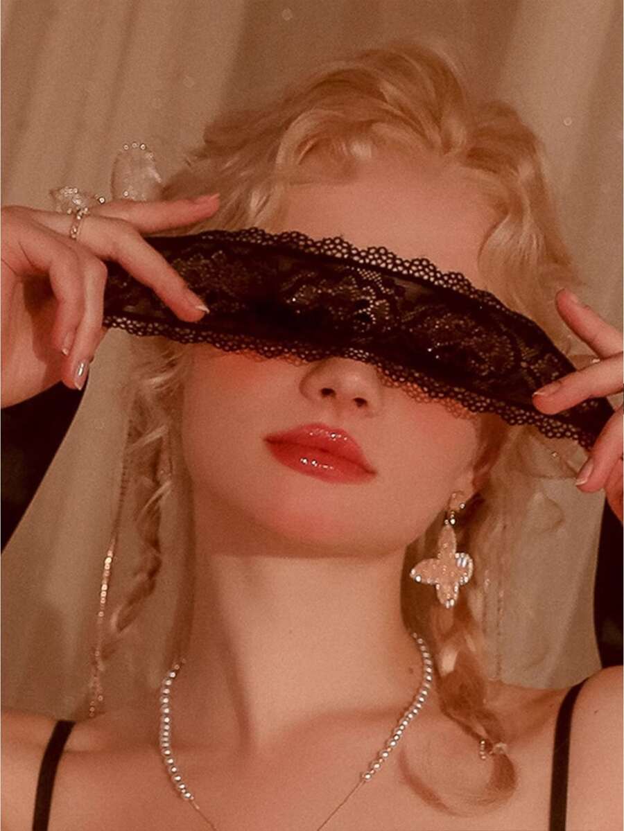 1pc Elegant Black Lace Eye Mask - Suitable For Parties, Gatherings, And Cosplay - Multicolor - View 1