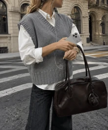 New Autumn/Winter Women's Minimalist V-Neck Pullover Vest - Light Grey - View 2