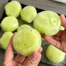 1pc Mashed Potato Sque Eze Toy TPR, Popular Kiwi Green Style, Imitation Fruit Round Sh Ape, Micro Black Spe Ckles, Fidget Ball For Halloween Prop - Multicolor - View 4