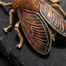 Vintage Premium Insect Brooch Enamel Gold Cicada Pin Fashion Women's Coat Accessory Exquisite Brooch Decoration - Khaki - View 12