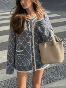 Alicedudu Women's Autumn/Winter Vintage Casual Loose Argyle Design Cardigan Sweater Jacket - Grey - View 2