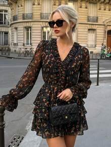 Women's Autumn French Elegant Ruffle V-Neck Layered Bell Sleeve Short Cake Dress, Casual Wear Vacation - Black - View 3