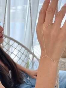 極簡風女款鏈條連環指環手鍊 手背飾鍊 連接式手鍊戒指飾品 - 金色 - 查看 1