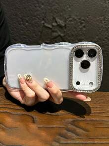 Casing Ponsel Mewah Berkilau dengan Bingkai Lensa Berlian Imitasi dan Tepi Bergelombang, Kompatibel dengan iPhone 18 Pro Max 18 Pro 17 Pro Max 17 Pro 17 16 Pro Max 16 Pro 16 15 Pro Max 15 Pro 15 14 13, Casing Belakang Bening Tahan Guncangan Warna Permen yang Lucu - Clear - View 4