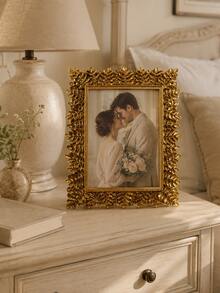Baroque Gold Picture Frame, Single Botanical-Inspired Tabletop Photo Frame With Sculpted Leaf Accents, Luxury Decor For Wedding Portraits, Family Photos, Anniversary And Housewarming Gifts - Classic - View 2