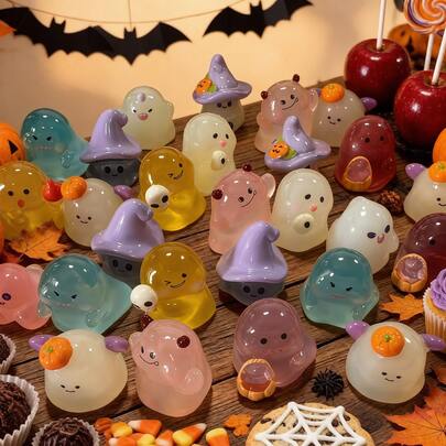 Halloween Ghost Figurine, Mini Scene Desktop Decoration, Gift, Car Dashboard Ornament, Halloween Decor, Blind Bag Accessory, Mini Desktop Ornament, Birthday Gift, Halloween Gift, Present