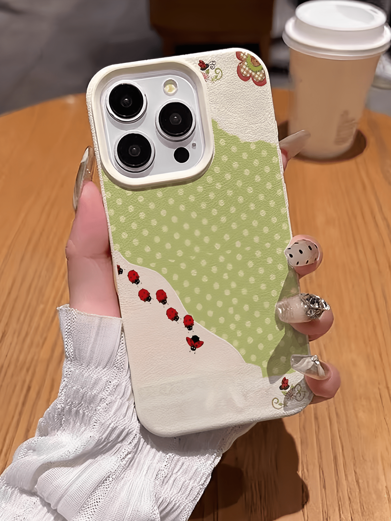 1pc White Pastoral Polka Dot Ladybug Minimalist Personalized TPU Anti-Drop Full Coverage Phone Case Compatible With Apple 17 16 15 14 13 12 11 Pro Max Air And Series - Multicolor - View 2