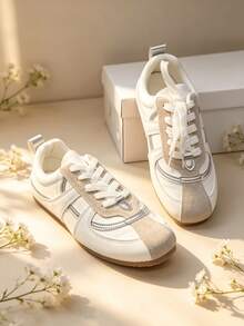 Sodalemon Sepatu Sneakers Patchwork Suede Perak Metalik Sol Lembut untuk Jalan-jalan Sehari-hari - Krem - View 4