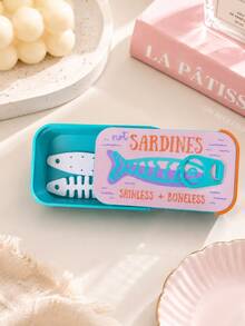 1pc Creative Sardine Can Jewelry Storage Box, With Double Fish Bone Shaped Storage Rack Inside, Can Easily Organize Earrings, Rings, Necklaces, Bracelets And Other Jewelry, Effectively Prevent Tangling And Loss, Making Every Piece Of Jewelry Clearly Visible. Compact And Lightweight Size Convenient For Placement On Vanity, Bedside Table, Desk, Also Suitable For Putting In Handbag Or Luggage - View 11