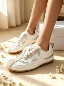 Sodalemon Sepatu Sneakers Patchwork Suede Perak Metalik Sol Lembut untuk Jalan-jalan Sehari-hari - Krem - View 7