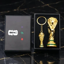 2件組 2026 FIFA 世界盃主題鑰匙圈掛鉤禮品組，世界盃足球獎盃鑰匙圈，世界盃周邊吊飾，小獎盃禮盒，背包吊飾鑰匙圈，球迷專屬賽事裝飾，送給她的/他的禮物 - 獎盃 - 查看 9