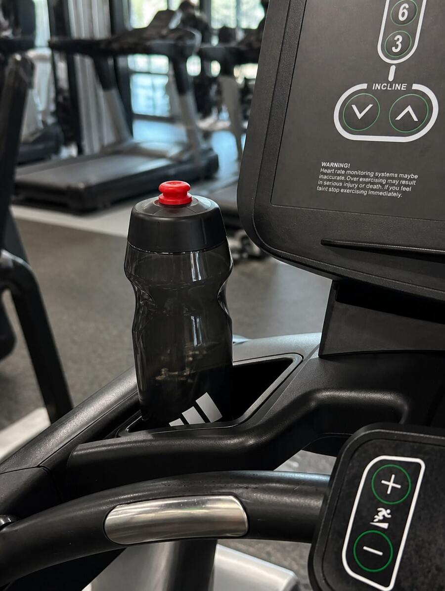 Adidas(ADIDAS) Sports Water Bottle Outdoor Squeeze Portable Training Water Bottle - Brown - View 1