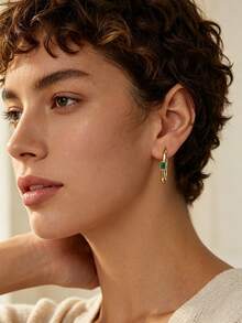 Charm-In Minimal Rectangle Green Emerald Huggie Hoops, Copper 18K Gold Plated U-Shaped Hoop Earrings, Stackable Fashion Ear Accessory For Women - Gold - View 2