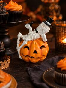 Figura de Esqueleto de Calabaza de Halloween, Esqueleto de Resina Único Recostado en una Calabaza con Cuervo Negro y Sombrero de Copa, Decoración Gótica de Mesa para Repisa, Estantería, Entrada y Fiesta de Halloween - 1PC - Ver 5