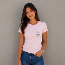 Camiseta Feminina Estampada Deus é Meu Refugio 100% Algodão Macia Confortável Casual - Rosa Bebê - Visão 1