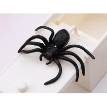 1pc Funny Spider Pop-Up Prank Toy, Creative Gag Box, Halloween Party/April Fools' Day Decoration Surprise Joke Toy, Funny Gift For Friends And Family - Multicolor - View 5